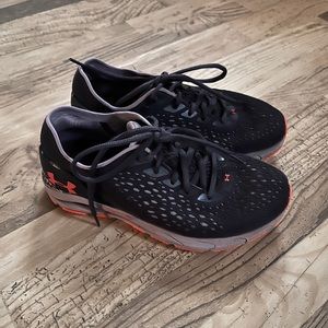 UA HOVR Sonic3 Running Shoes 6.5